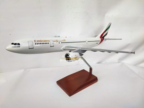 Model of A300-600R Emirates Airlines with detailed craftsmanship.